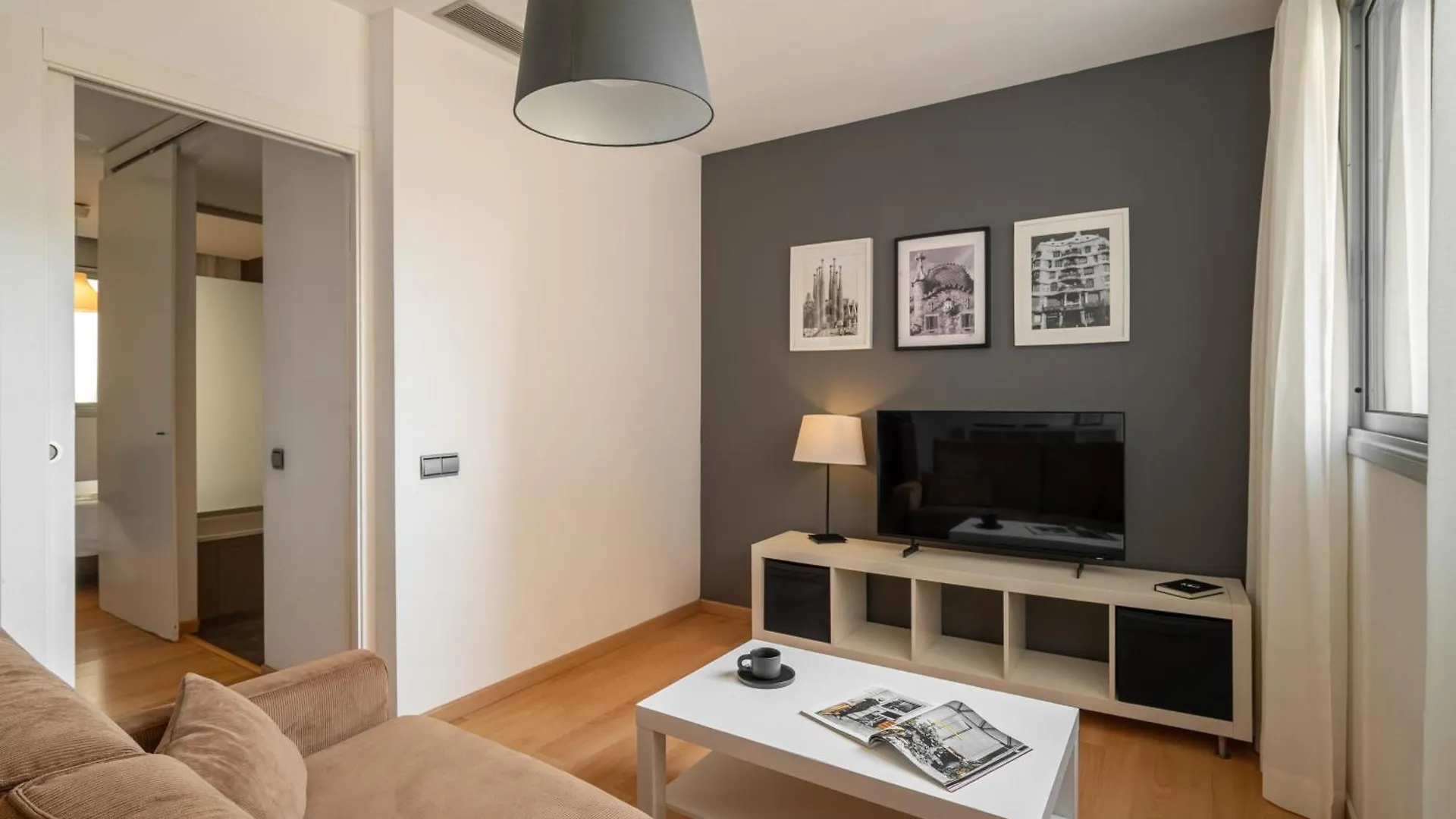 Casanova Apartments By Olala Homes Barcelona Spanje