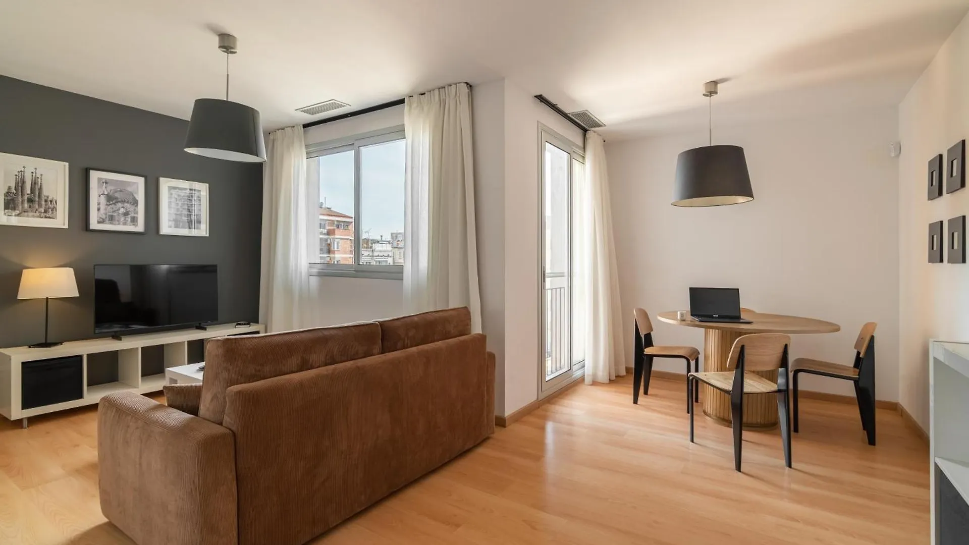 Casanova Apartments By Olala Homes Barcelona