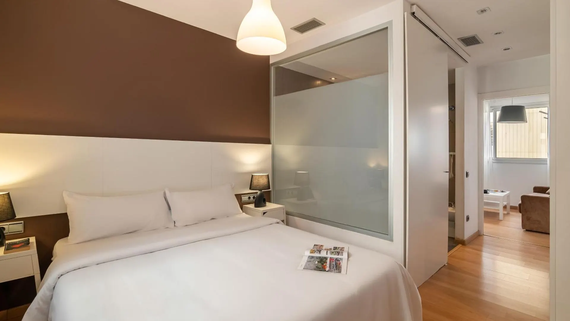 Casanova Apartments By Olala Homes Barcelona 0*,  Spanien