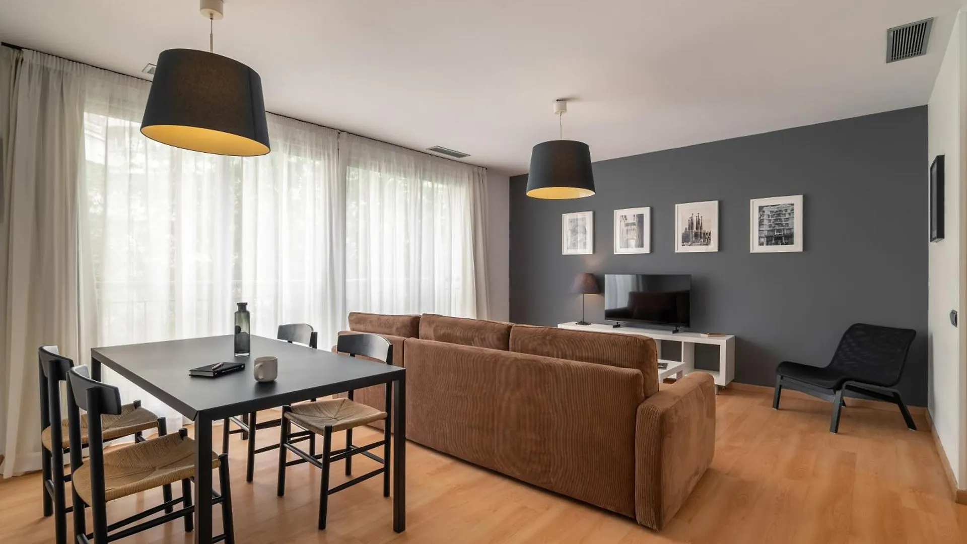 Casanova Apartments By Olala Homes バルセロナ